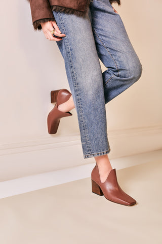Bota Astrid Cacau