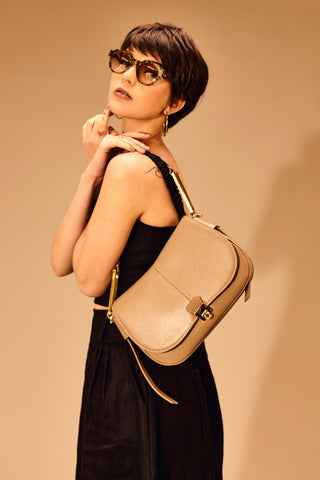 Bolsa Adele Kakhi